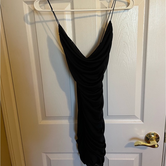 *SWIPE FOR DRESS ON* - Picture 1 of 3